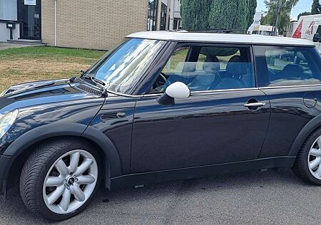 Mini Cooper Panoramadach H&K Sound Tempomat Youngtimer