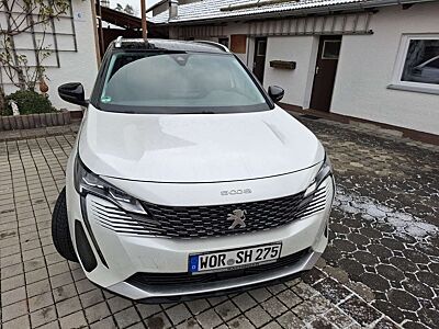 Peugeot 5008 PureTech 130 Stop & Start Allure Pack