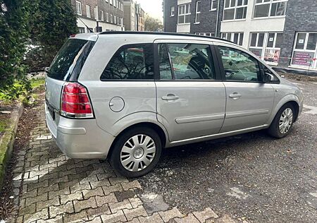 Opel Zafira 1.9 cdti Cosmo 120cv