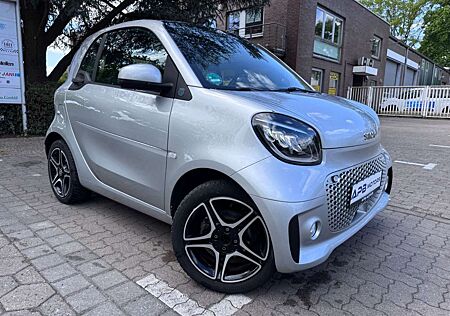 Smart ForTwo EQ 22kW EXCLUSIVE LED PANO NAVI CAM PDC