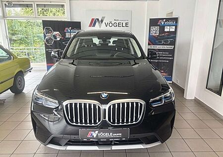 BMW X3 d xDrive20d Aut. AHK Head Up Panorama Glasdach