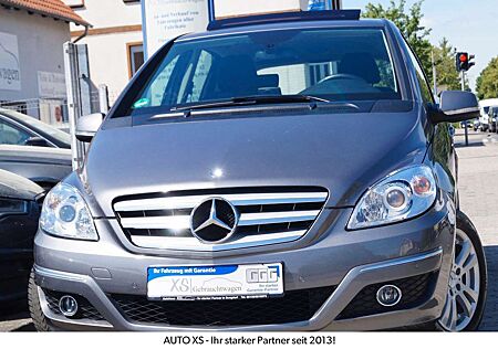 Mercedes-Benz B 180 Automatik aus 2.Rentnerhand! Panorama+Navi