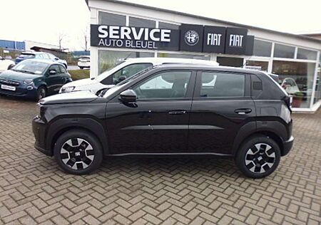 Fiat Grande Panda 1.2 Hybrid 74 kW Icon Tech Paket Navi