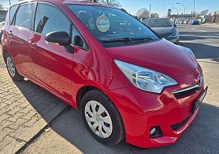 Toyota Verso-S Club Navigation F1 Schal. R. Kamera 12 M. Garantie