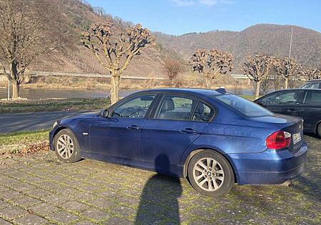 BMW 320d 320