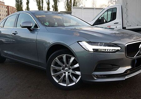 Volvo S90 Lim. Momentum/Automatik/Leder/Navi