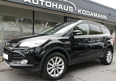 Ford Kuga Titanium 4x4 2.0 TDI*Allwetter*SHZ*Panorama