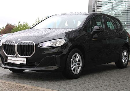 BMW 218 i Active Tourer Navi LED Kamera DAB SH Tempo
