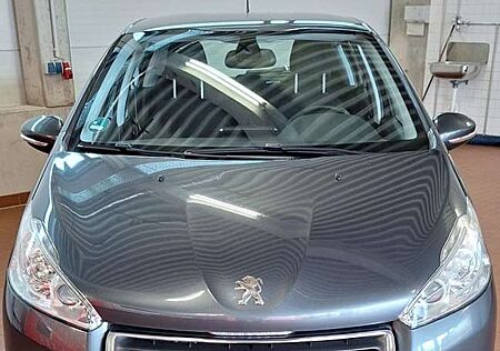 Peugeot 208 120 VTI Automatik Allure