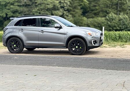 Mitsubishi ASX 2.2 DI-D 4WD Automatik SUV-Star+