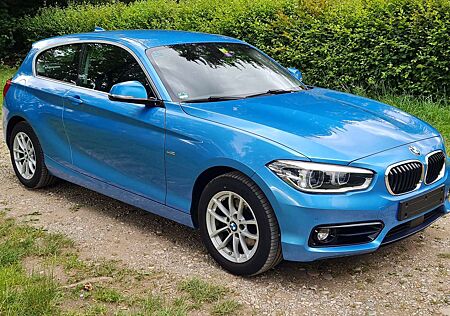 BMW 120i 120 1er (3-Türer) Aut. Sport Line