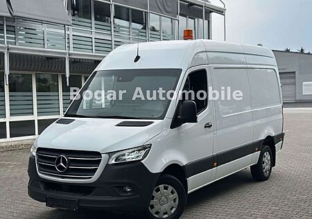 Mercedes-Benz Sprinter 319 CDI V6 *DISTRONIC*COMAND*AHK 3,5T*