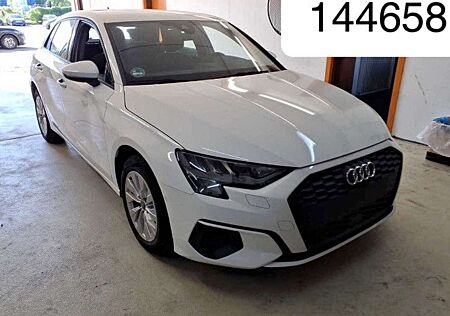 Audi A3 Sportback 40 TFSI e Virtual Cockpit ACC Navi