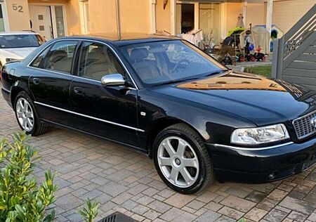 Audi S8 A8 4.2 quattro