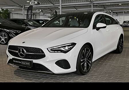 Mercedes-Benz CLA 180 PANORAMA+KAMERA+CARPLAY