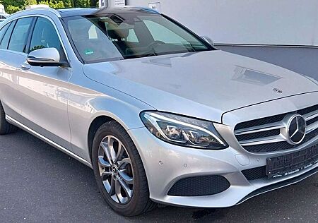 Mercedes-Benz C 250 d BlueTec 4Matic Pano HUD AHK 1.HD. Scheckh