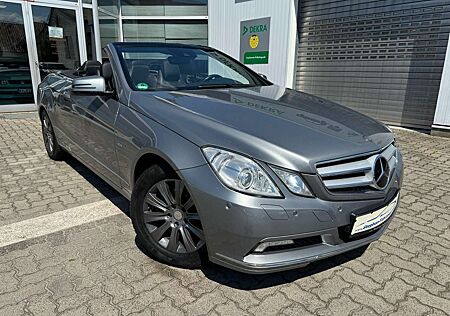 Mercedes-Benz E 200 Cabrio BlueEfficiency mit Klima/Leder/Alus/PDC/Met