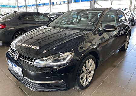 VW Golf Volkswagen Highline*DSG*LED*Navi*Massage*AppleCarPlay