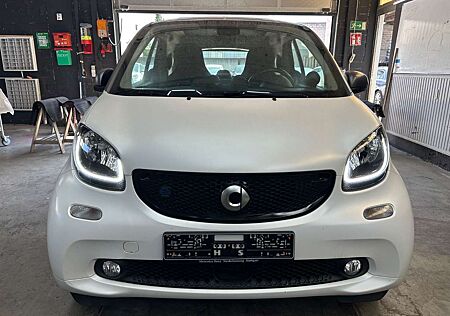 Smart ForTwo coupe EQ Leder Navi Glassdach
