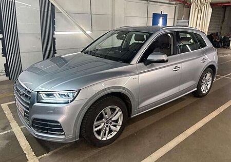 Audi Q5 Business Edition Sport 35 TDI 120kW LEDER