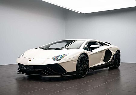 Lamborghini Aventador Ultimae/KAMERA/CARBON/GARANTIE 06/27