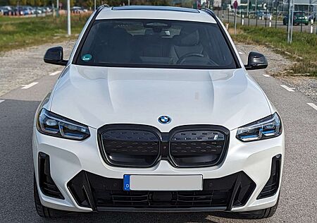 BMW iX3 Impressive , AHK, Laser