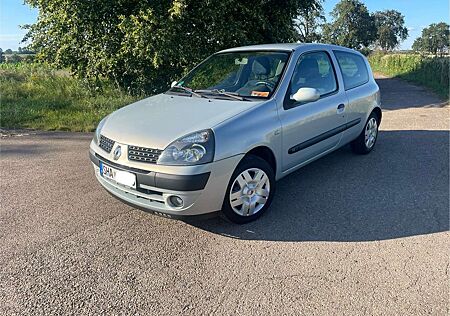 Renault Clio 1.2 16V Expression