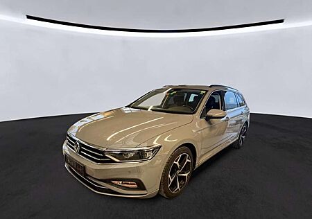 VW Passat Variant Volkswagen Passat 2.0 TDI DSG Variant R-LINE*R-CAM*AHK*ACC*