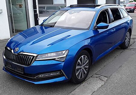 Skoda Superb Style iV ACC AHK Pano Navi virtual cockpit