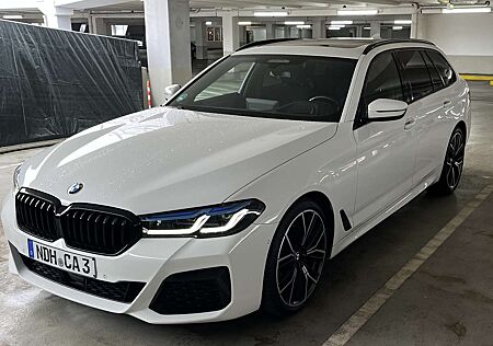BMW 530 T d M Laser Adp FW H&K Pano DA Prof HUD 20“