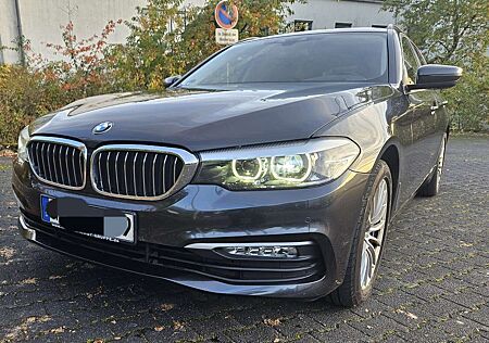 BMW 520d 520 Touring Aut. AHK, HUD,Navi Prof., 8-fach