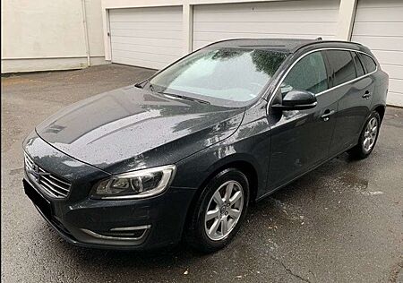 Volvo V60 D2 Geartronic Powershift Momentum