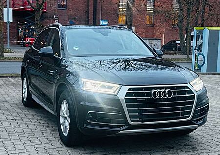 Audi Q5 3.0 TDI *QUATTRO*MATRIX*LEDER*2*HAND