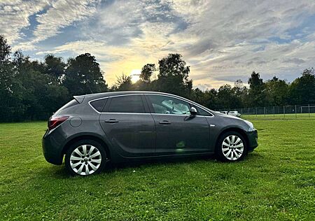 Opel Astra 1.7 CDTI DPF Edition Sport