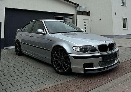 BMW 320i 320 E46
