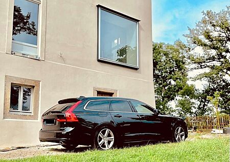 Volvo V90 D4 Geart. Momentum*AHK*360*KEYLESS*SCHECK