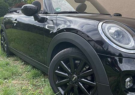 Mini Cooper Cabrio Nächster Service schon bezahlt! 8 Fach bereift