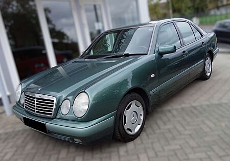 Mercedes-Benz E 230 Klima.Limo.II Hand.