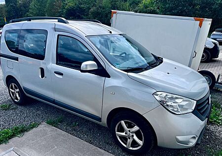 Dacia Dokker Ambiance 1.6  Klima PDC Vollfahrbereit