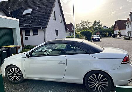 VW Eos Volkswagen 2.0 TDI DPF DSG BlueMotion Technology Exclusive