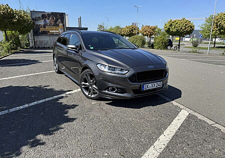 Ford Mondeo ST Line 2.0 Benzin. Top Zustand mit wenig Kilomete