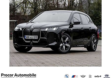 BMW iX xDrive45 M Sport HUD 0,25% ACC RFK NAVI LED