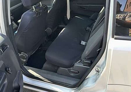 Opel Zafira Tourer B Linie