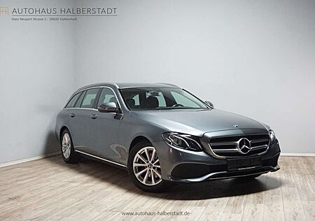 Mercedes-Benz E 200 d T-Modell Avantgarde/LED/Navi/AHK