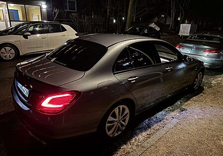 Mercedes-Benz C 300 9G-TRONIC Avantgarde