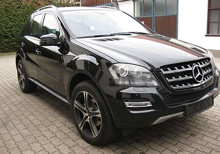 Mercedes-Benz ML 300 CDI BlueEfficiency 4Matic Sondermod.