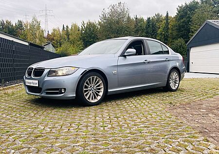 BMW 335i 335 xDrive*Leder*PDC*Allrad*Schiebedach*