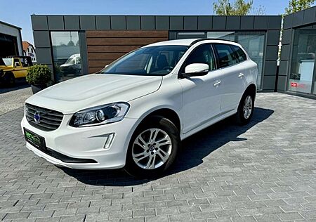 Volvo XC 60 XC60 Momentum 2WD Xenon Navi Teil-Leder