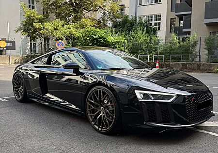 Audi R8 V10 RWS | 1 of 999