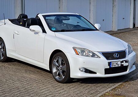 Lexus IS 250 IS 250C | Cabrio V6 | topgepflegt | Weiß/Schwarz | 8-fach bereift